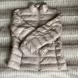 EUC Eddie Bauer CirrusLite Down Jacket